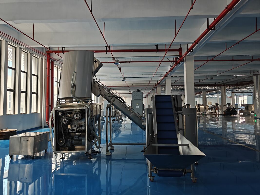 High Capacity 3000 kg/h Meat Mincer Grinder with Customizable Hole Diameter for Fresh and Frozen Meat Processing